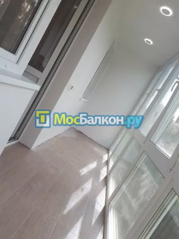 Панорамное остекление заказать под ключ по выгодной цене в Долгопрудном от компании МосБалкон