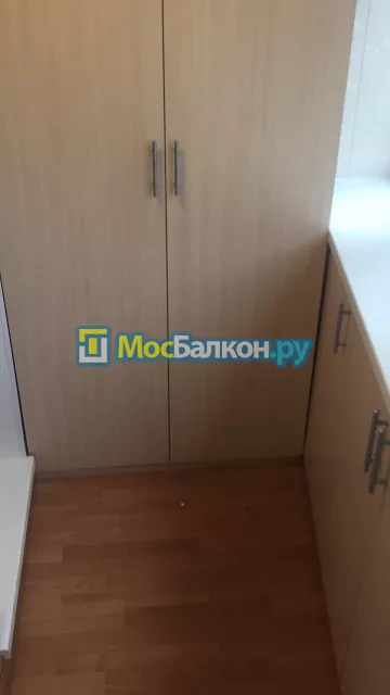Услуги и дополнительные опции для остекления балконов от компании МосБалкон в Москве