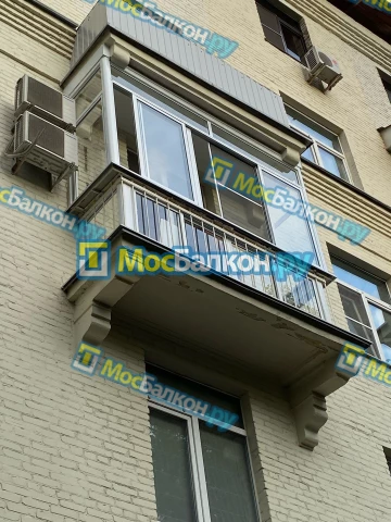 Панорамное остекление заказать под ключ по выгодной цене в Долгопрудном от компании МосБалкон