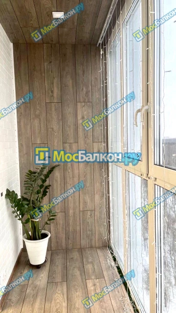 Панорамное остекление заказать под ключ по выгодной цене в Долгопрудном от компании МосБалкон