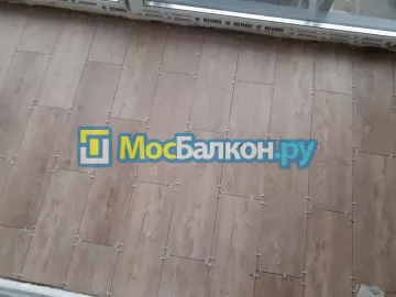 Услуги и дополнительные опции для остекления балконов от компании МосБалкон в Москве