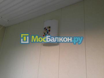 Отделка и ремонт балкона с установкой окон REHAU