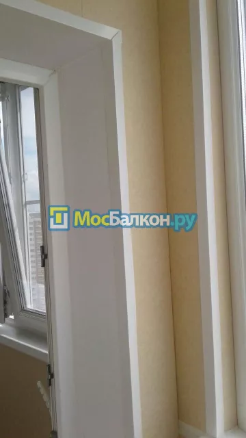 Отделка балкона и лоджии пластиковыми ПВХ панелями в Долгопрудном от компании МосБалкон