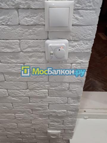 Отделка балкона декоративным камнем