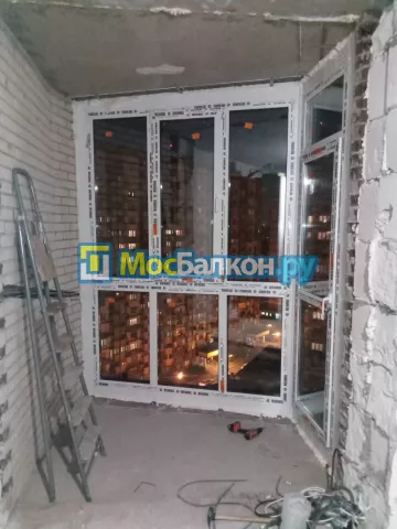 Панорамное остекление заказать под ключ по выгодной цене в Долгопрудном от компании МосБалкон