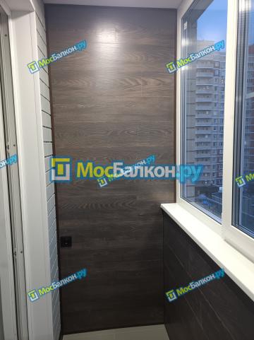 Комбинированная отделка  ламинат+стеновой паркет