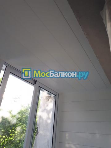 Остекление и отделка лоджии деревом