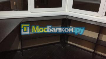 Встроенная мебель на балкон
