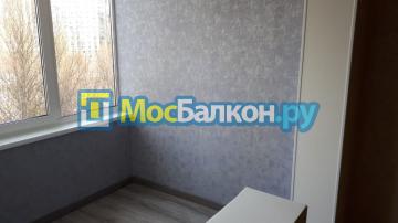 Остекление балкона с утеплением и отделкой +  покраской стен